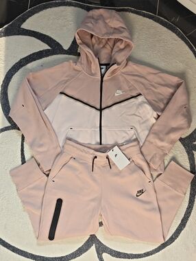 Nike Tech  Big Girls Blush Pink Hooded Zip Jacket & Joggers Set